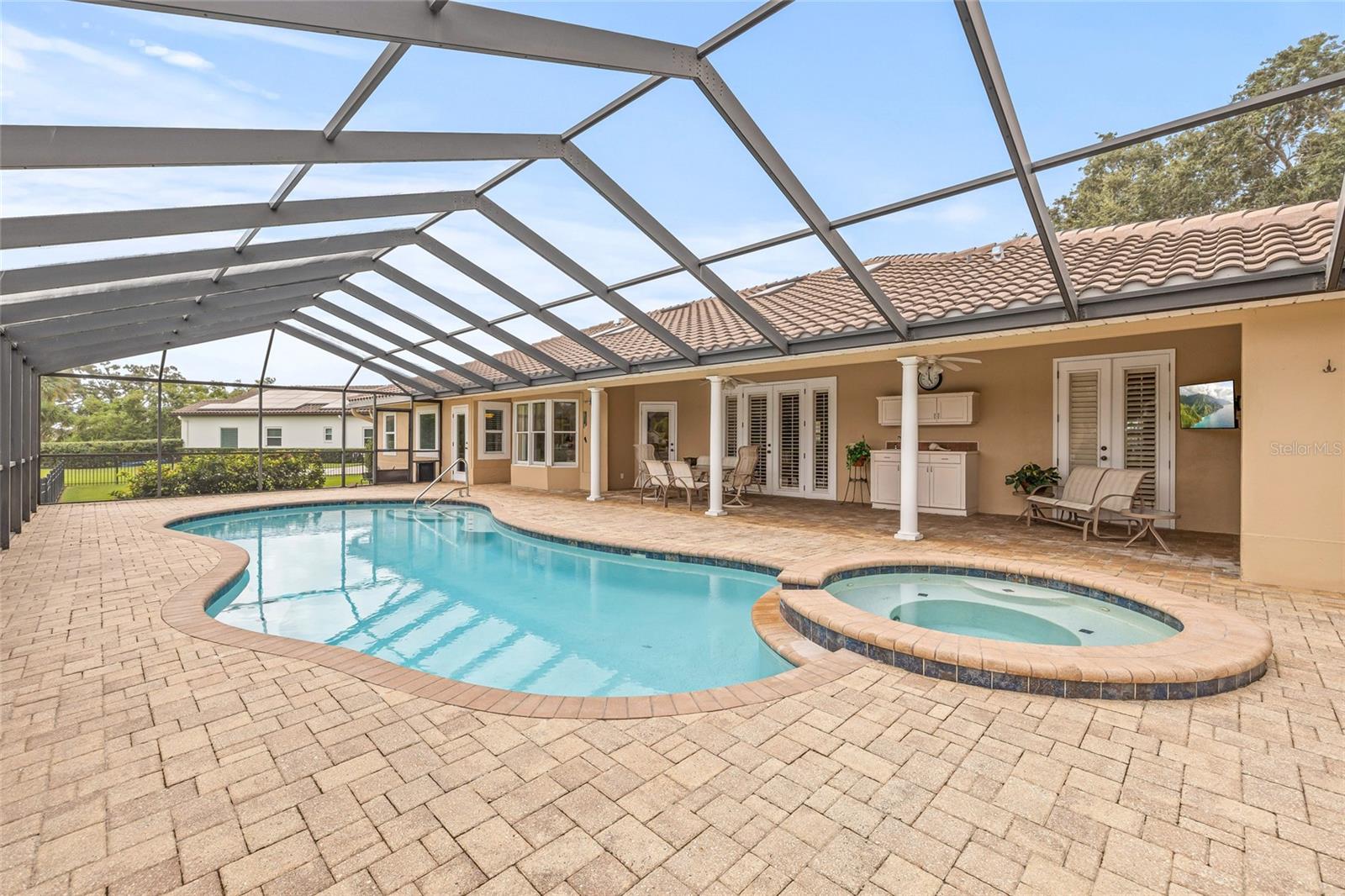 Image 3 of 64 For 1080 Water Oak Court Ne