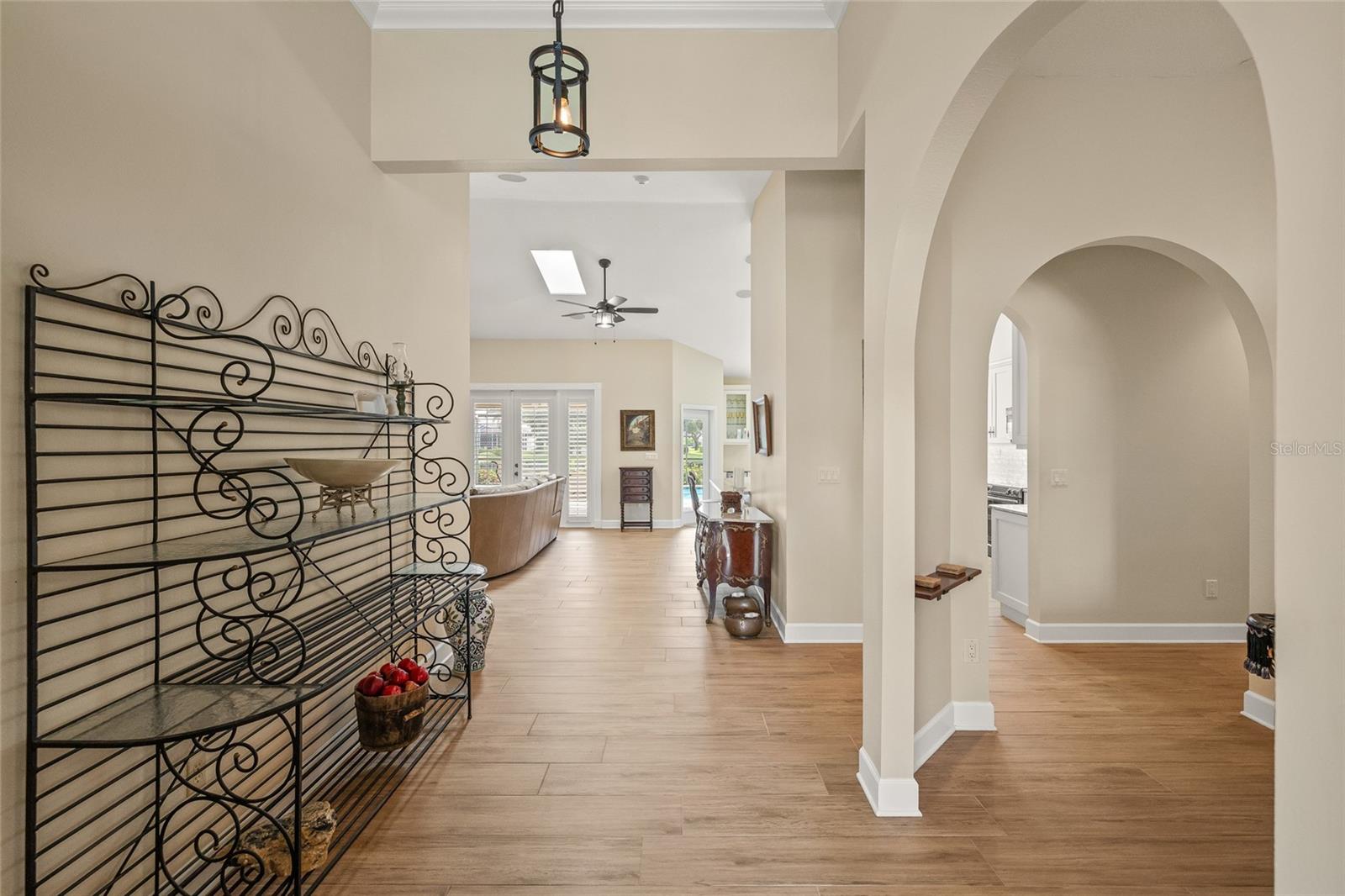 Image 31 of 64 For 1080 Water Oak Court Ne