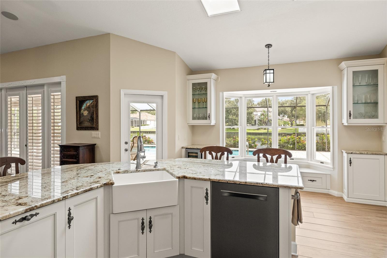 Image 38 of 64 For 1080 Water Oak Court Ne