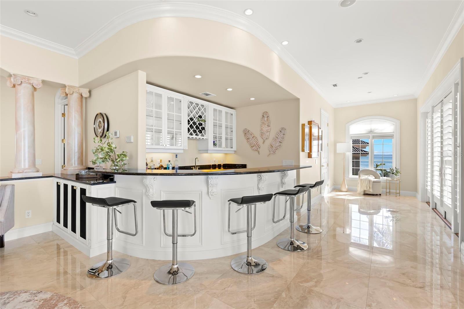 Listing photo id 23 for 6199 54th Street S