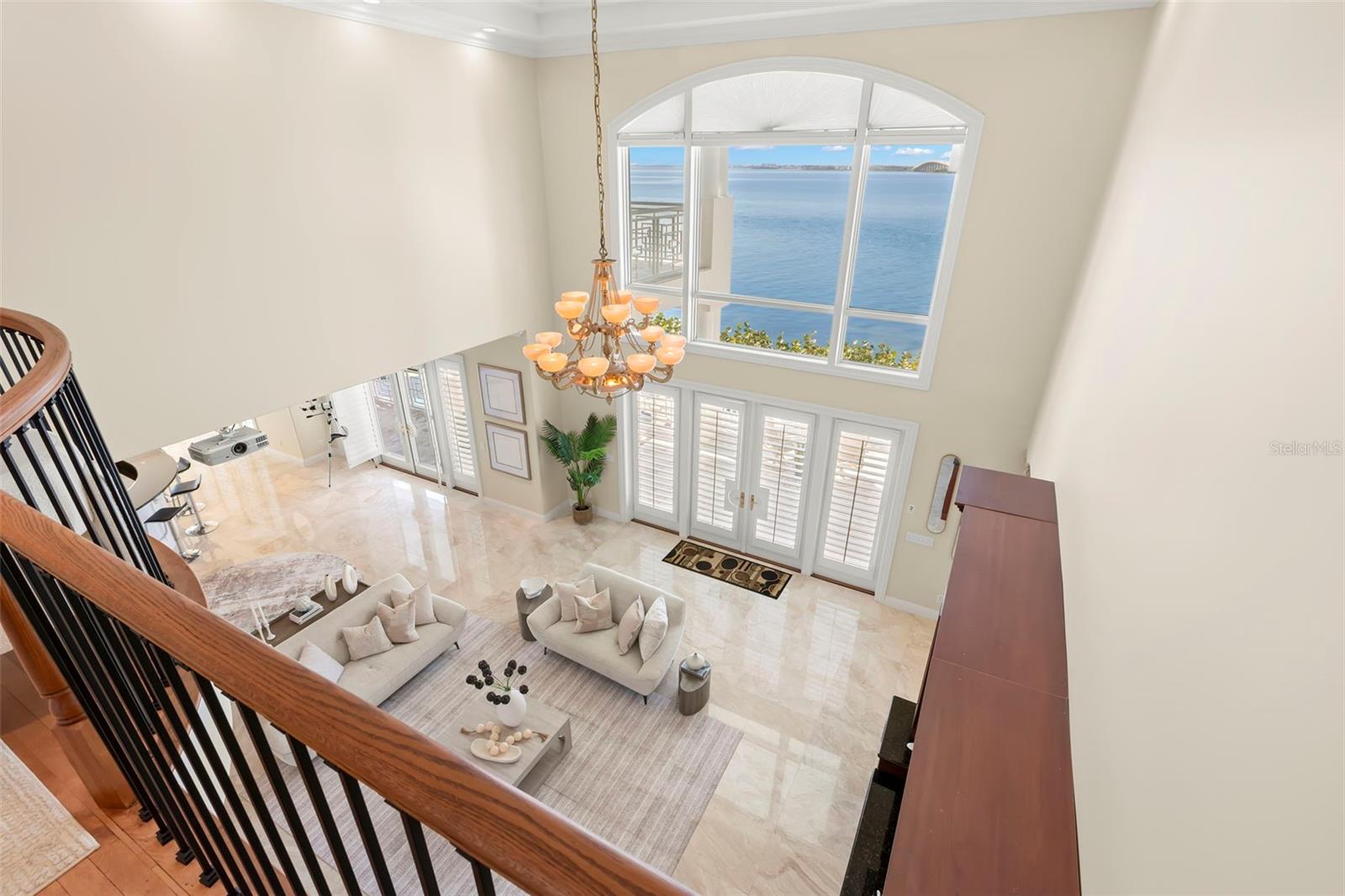 Listing photo id 32 for 6199 54th Street S