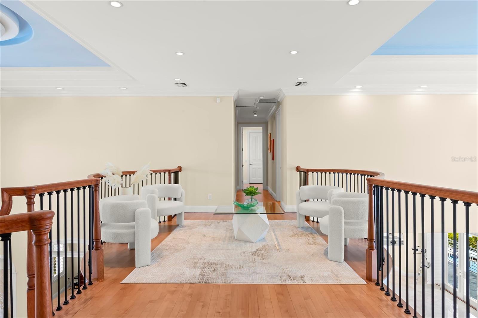 Listing photo id 37 for 6199 54th Street S