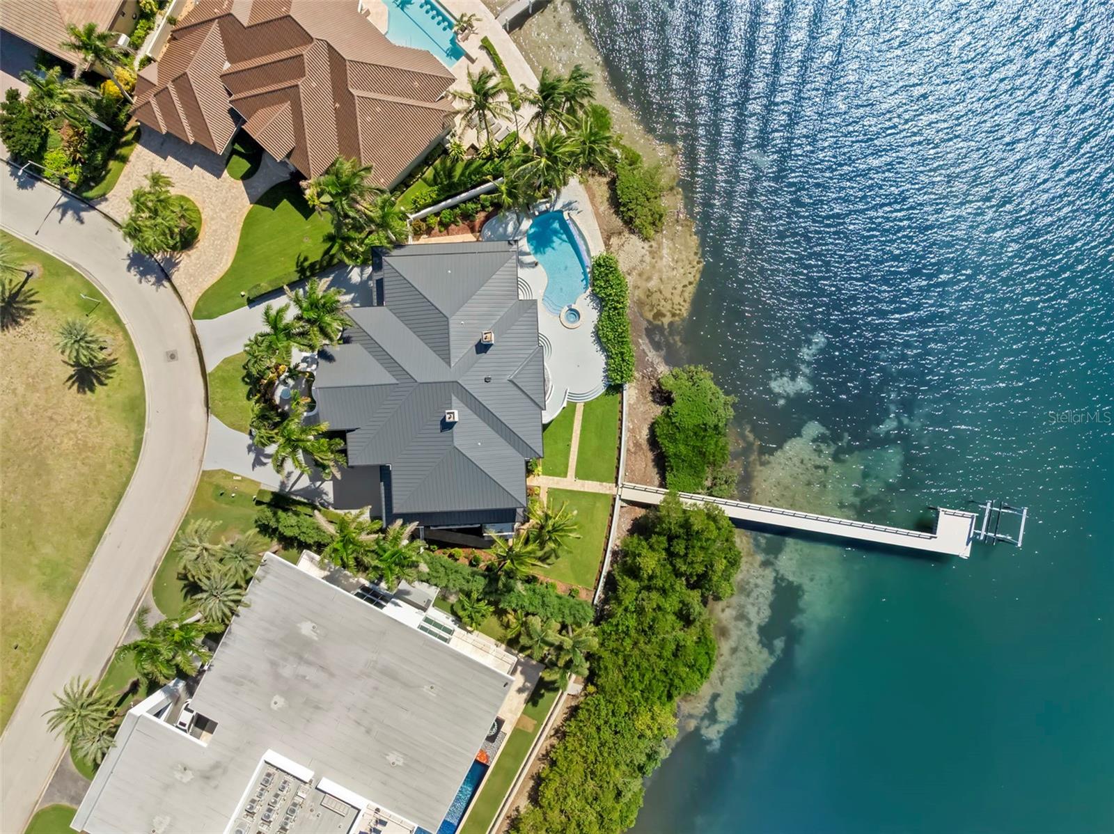 Listing photo id 65 for 6199 54th Street S