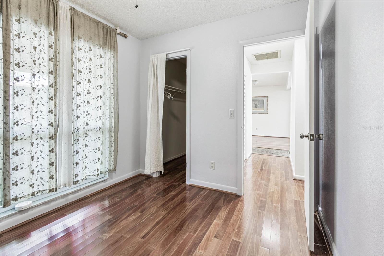 Image 23 of 73 For 12905 52nd Street