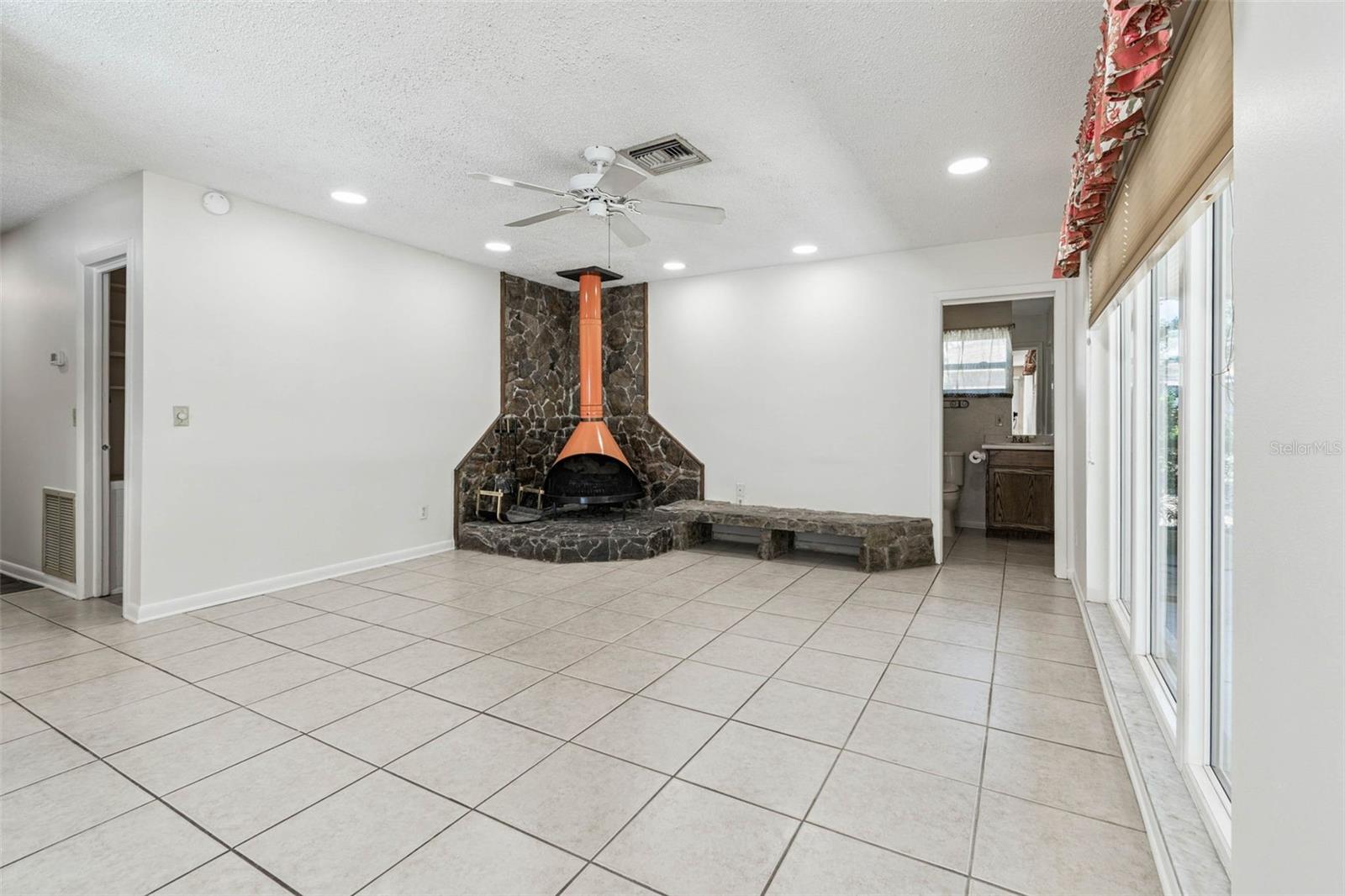 Image 48 of 73 For 12905 52nd Street