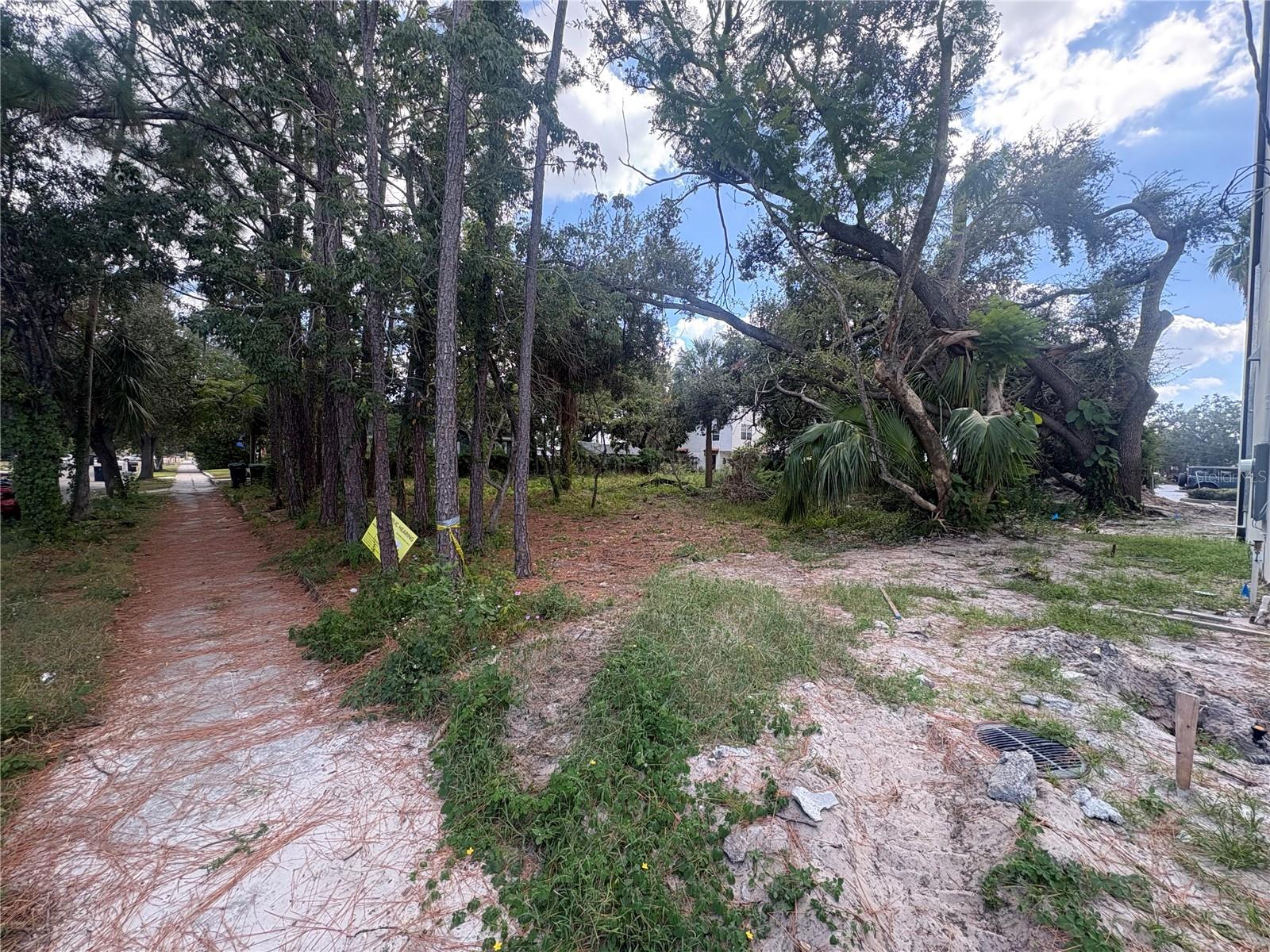 Image 4 of 10 For 2318 North B Street