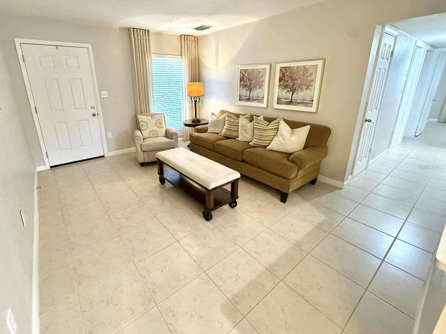 Image 11 of 16 For 654 Romano Avenue