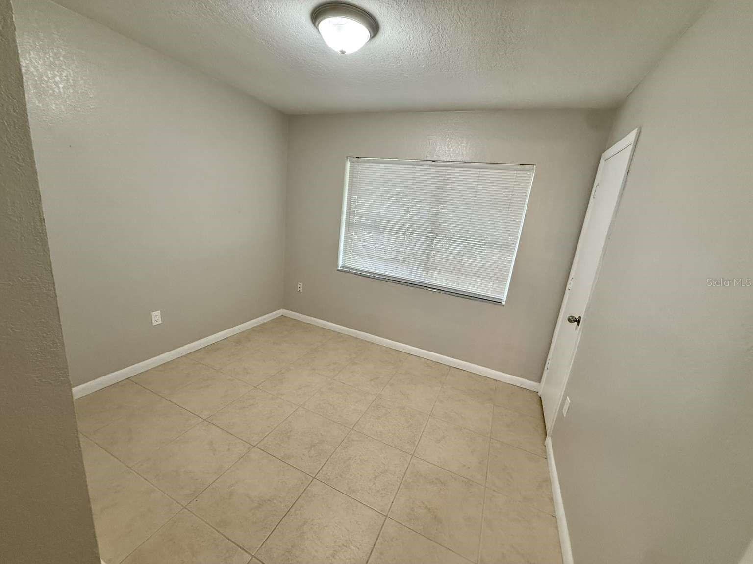 Image 12 of 16 For 654 Romano Avenue