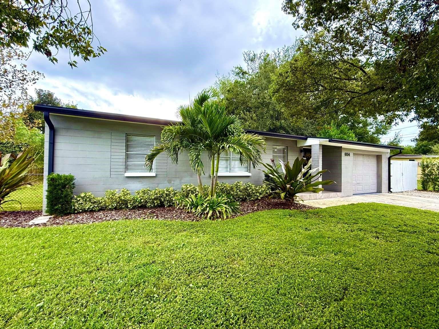 Image 2 of 16 For 654 Romano Avenue