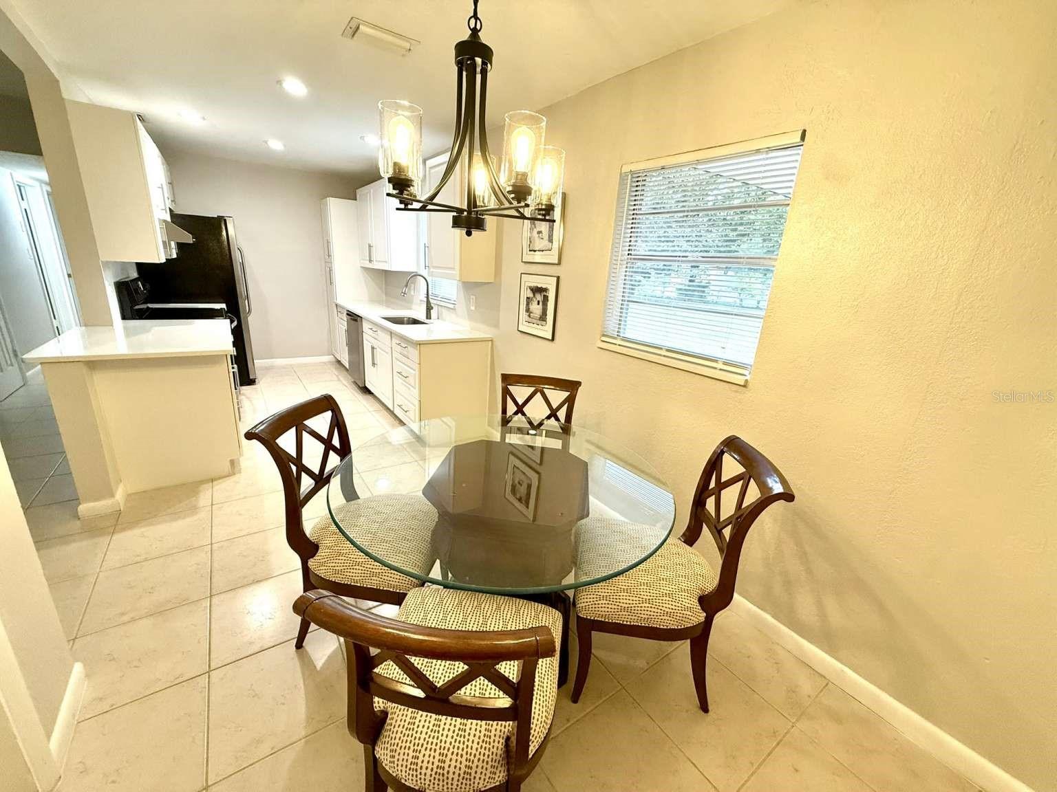 Image 7 of 16 For 654 Romano Avenue