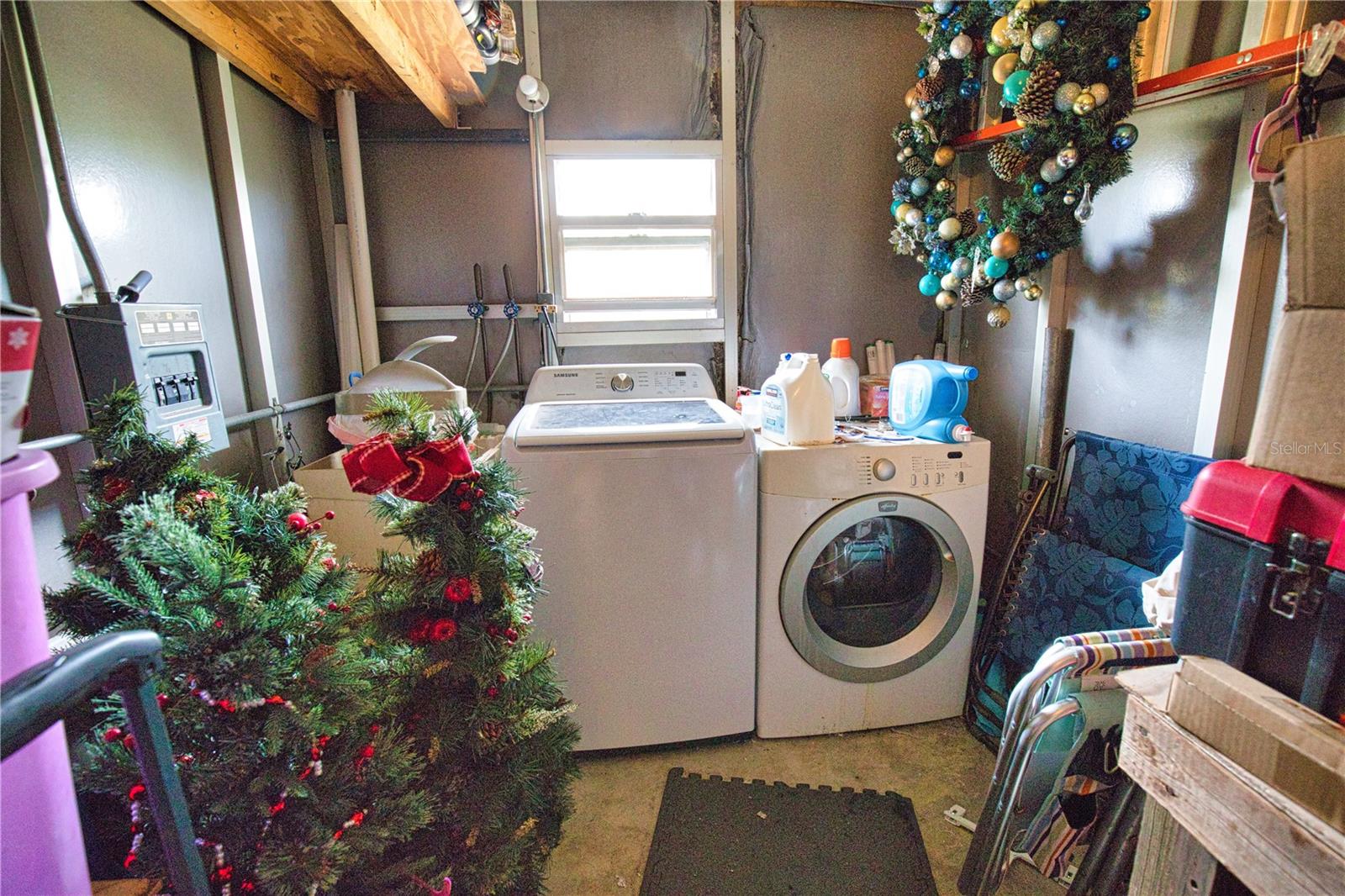 Image 10 of 84 For 748 Sanchez Circle