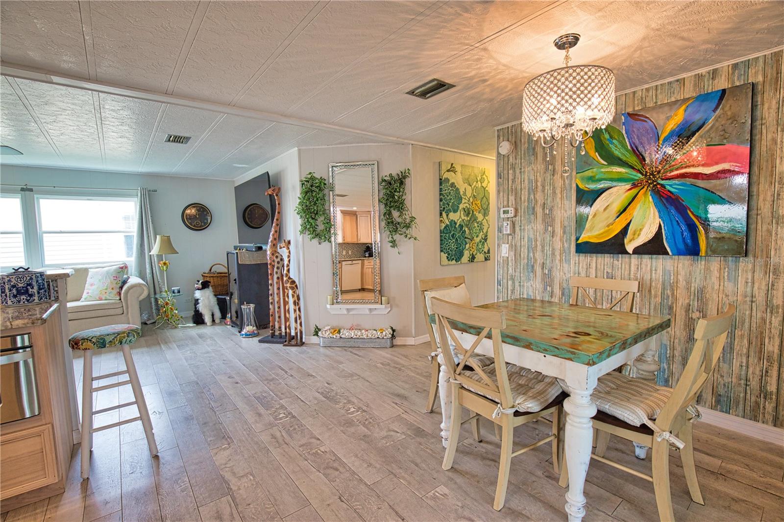 Image 12 of 84 For 748 Sanchez Circle