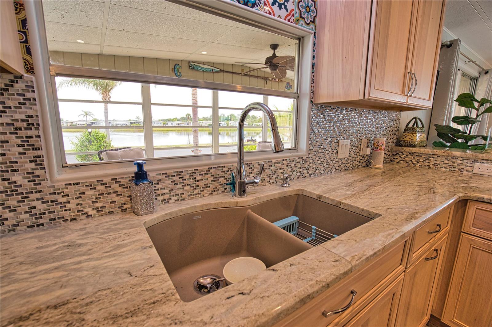 Image 21 of 84 For 748 Sanchez Circle