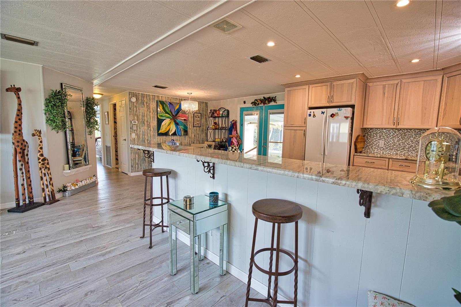 Image 26 of 84 For 748 Sanchez Circle