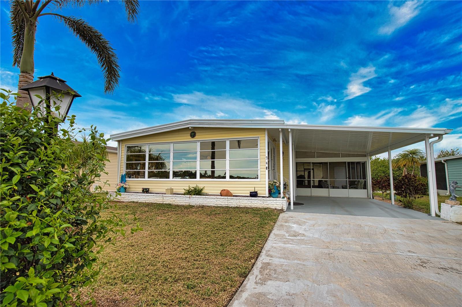 Image 4 of 84 For 748 Sanchez Circle