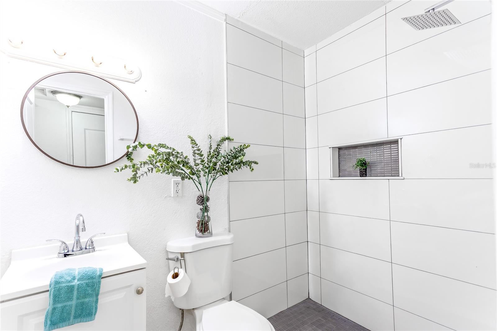 Image 21 of 38 For 8207 Tanglewood Lane