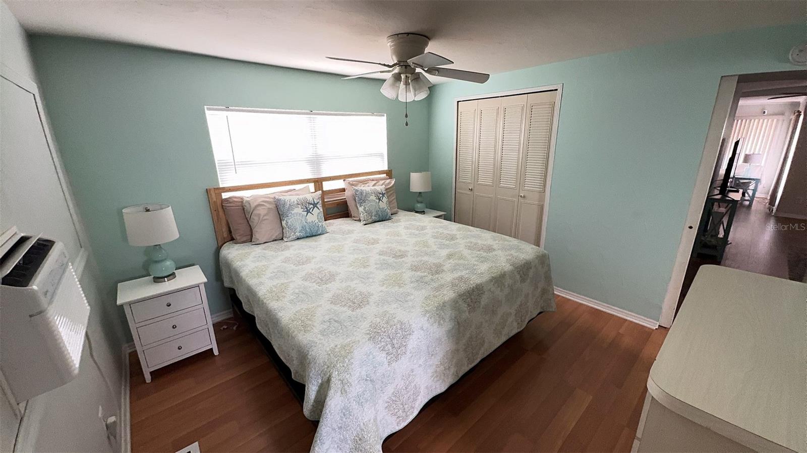 Listing photo id 19 for 4851 Gandy Boulevard B11l38