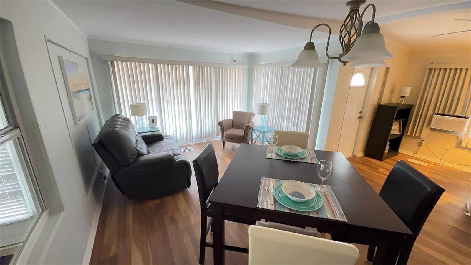 Listing photo id 5 for 4851 Gandy Boulevard B11l38