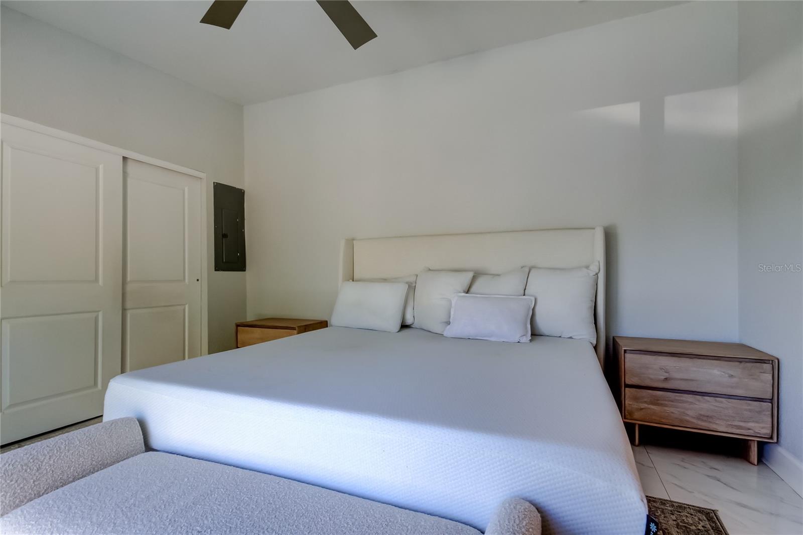 Image 18 of 40 For 439 34th Avenue N