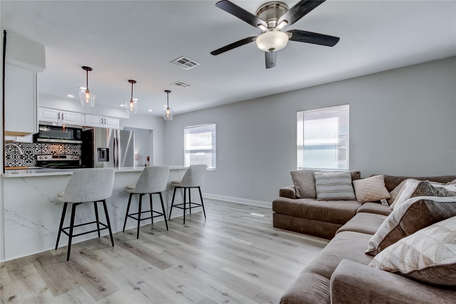 Image 2 of 40 For 439 34th Avenue N