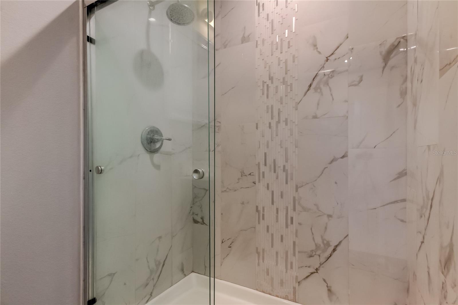 Image 22 of 40 For 439 34th Avenue N