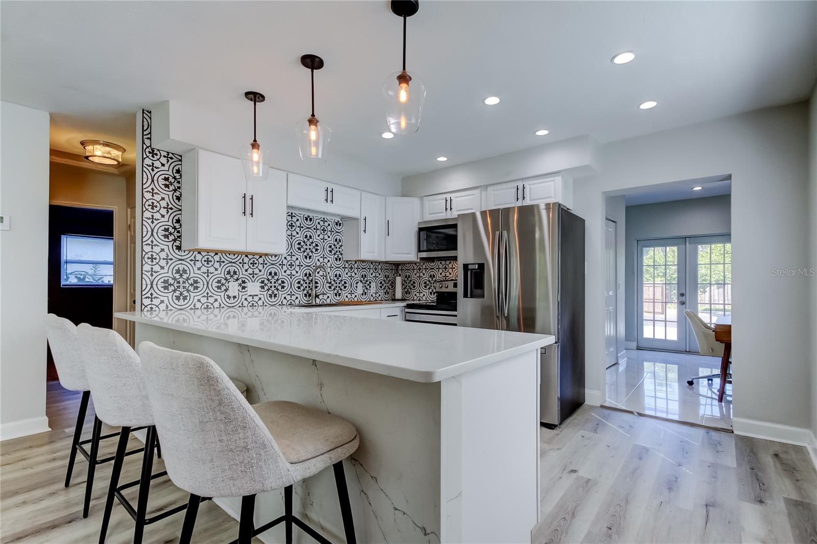 Image 8 of 40 For 439 34th Avenue N