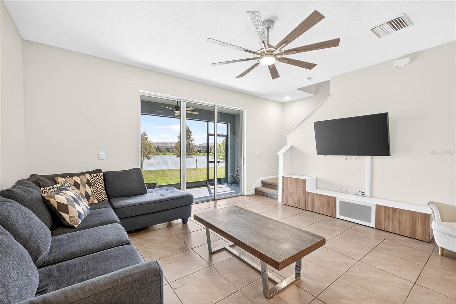 Image 14 of 47 For 193 Mangrove Shade Circle