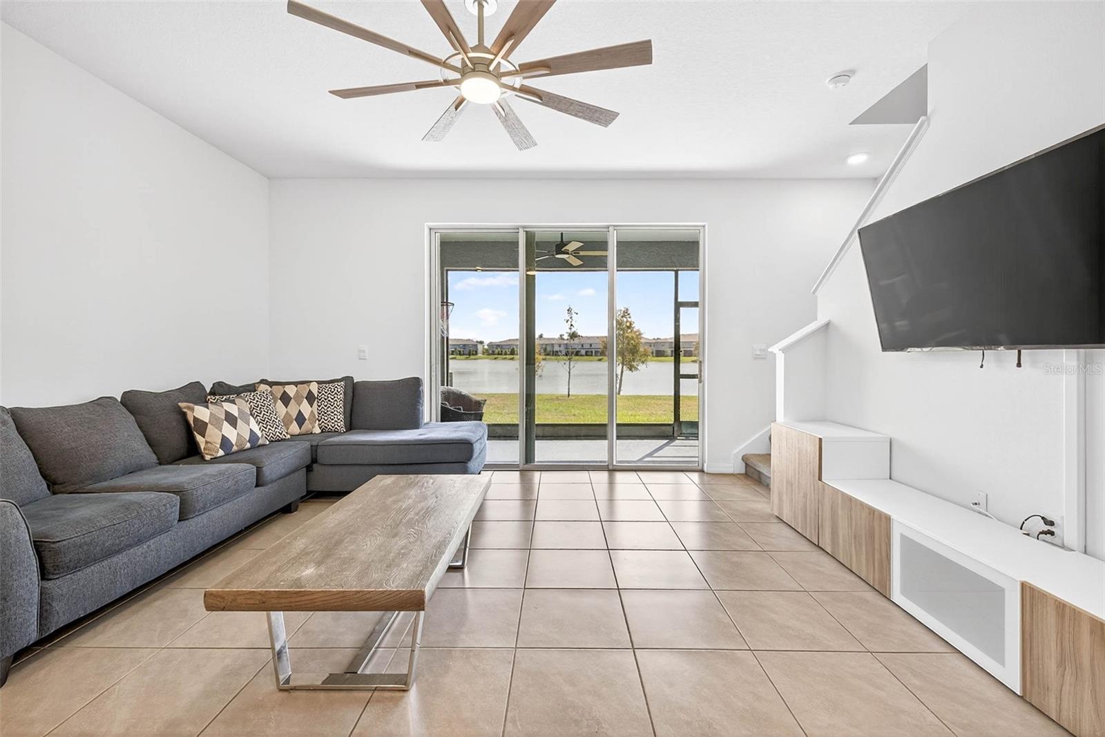 Image 15 of 47 For 193 Mangrove Shade Circle