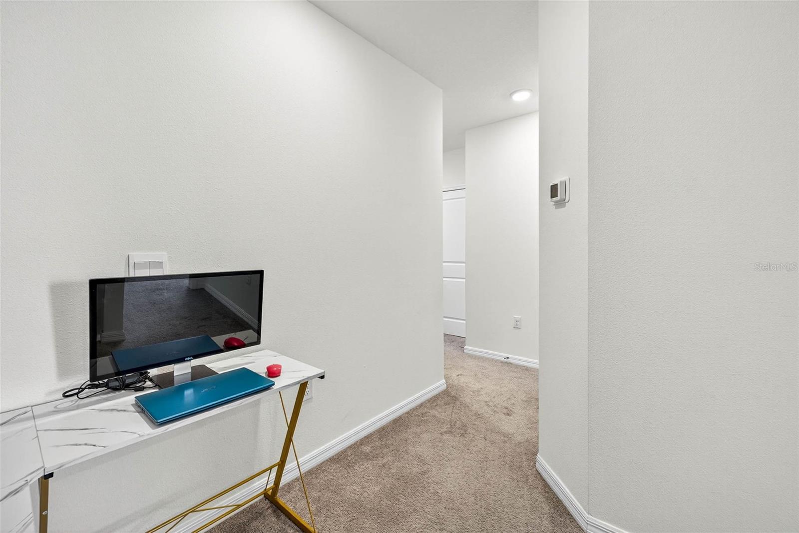 Image 18 of 47 For 193 Mangrove Shade Circle