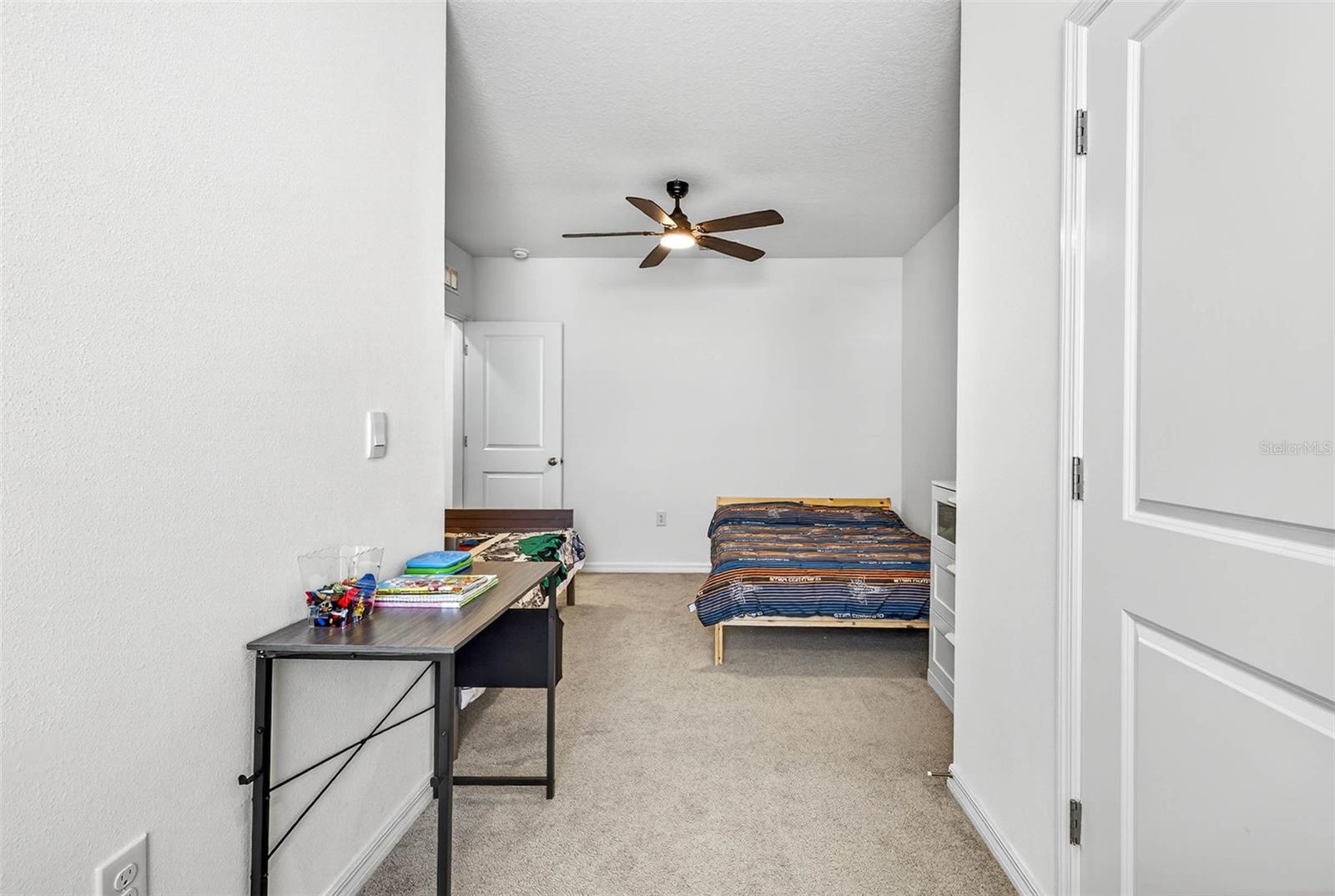 Image 22 of 47 For 193 Mangrove Shade Circle