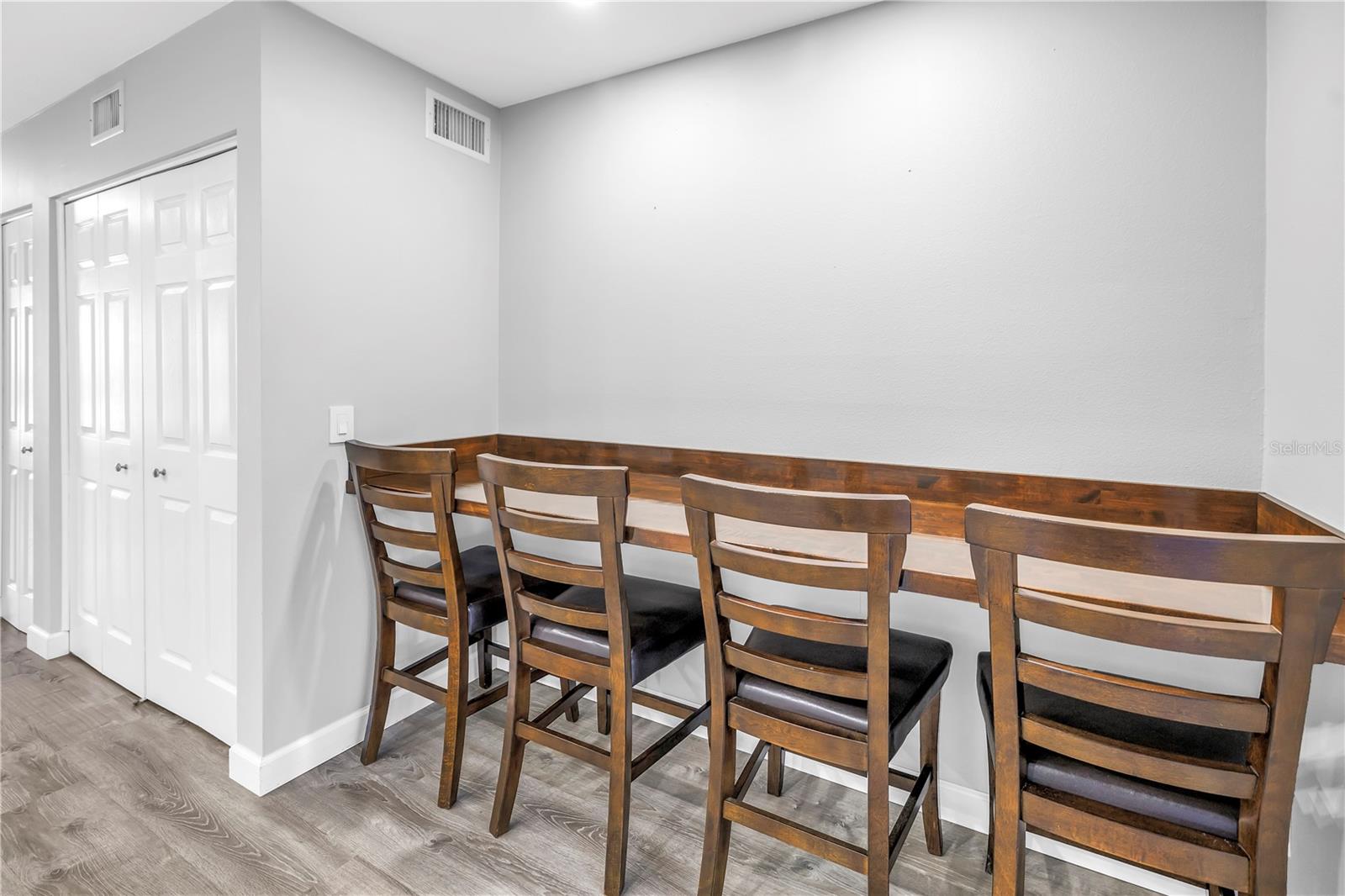 Image 11 of 30 For 6710 121st Avenue 8