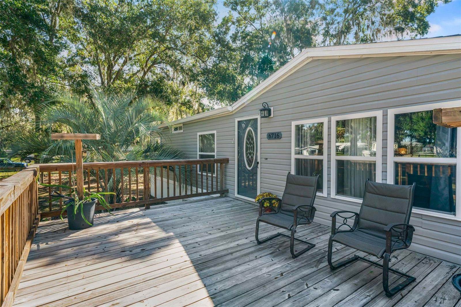 Image 11 of 75 For 6716 Riverbend Road