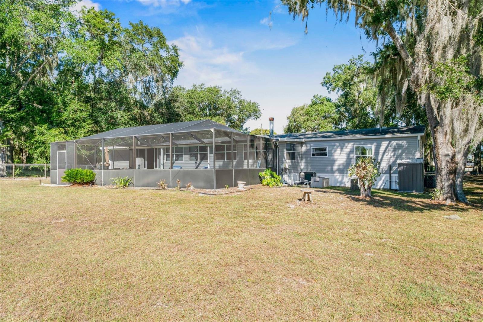 Image 55 of 75 For 6716 Riverbend Road