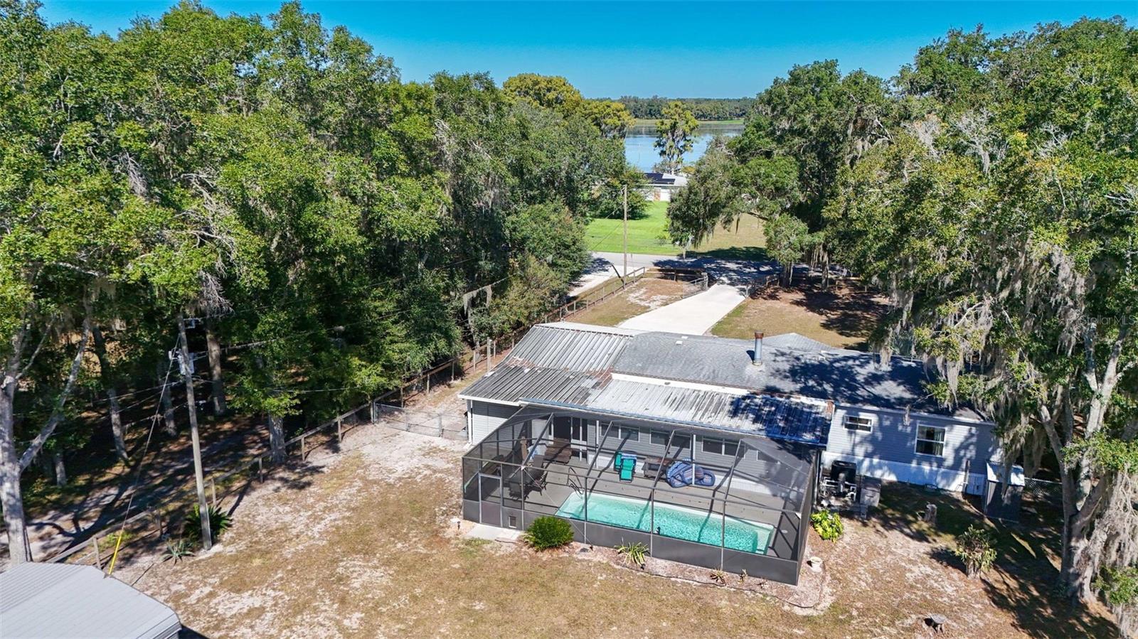 Image 68 of 75 For 6716 Riverbend Road