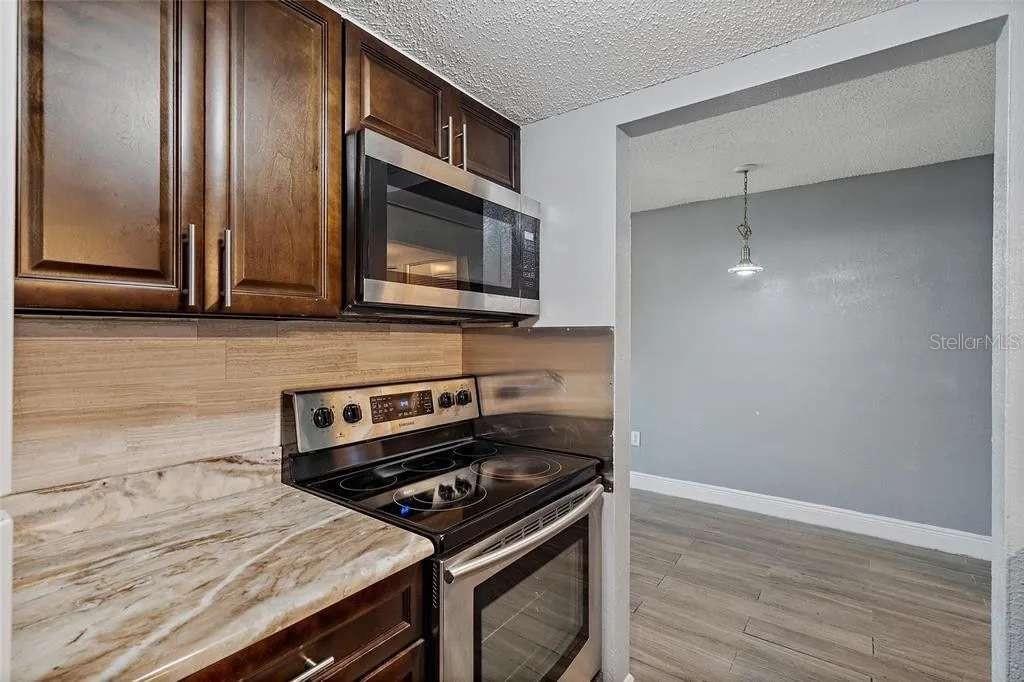 Image 14 of 24 For 379 47th Avenue N 103