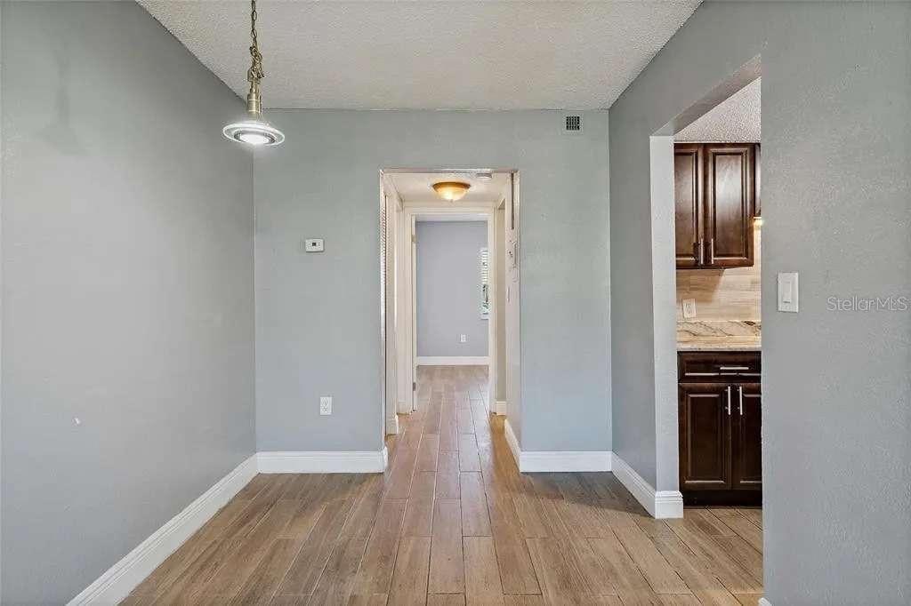 Image 16 of 24 For 379 47th Avenue N 103