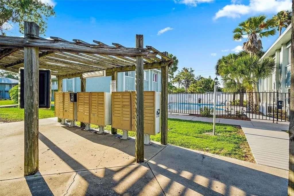 Image 4 of 24 For 379 47th Avenue N 103