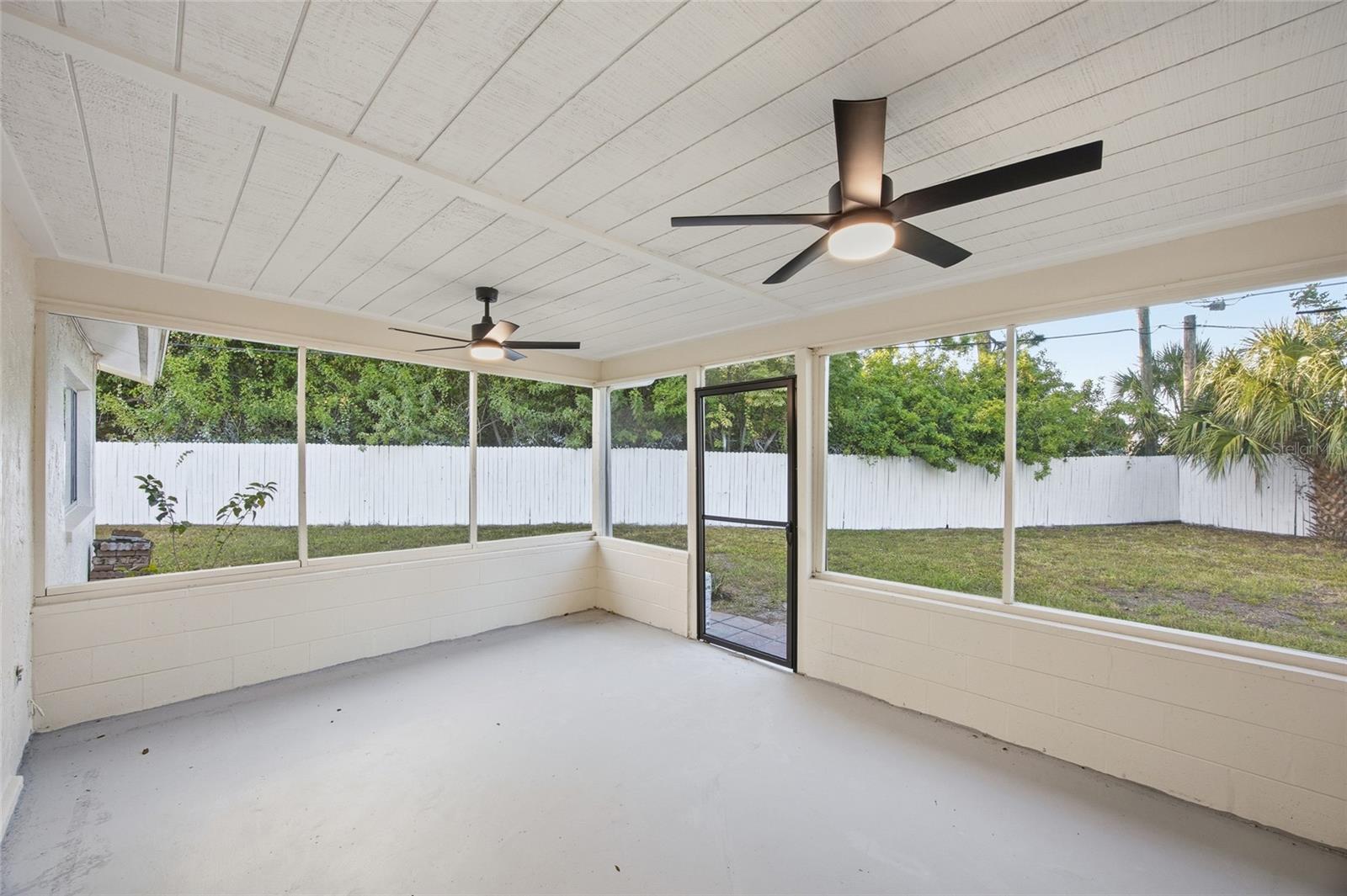 Image 30 of 32 For 7809 Dover Court N