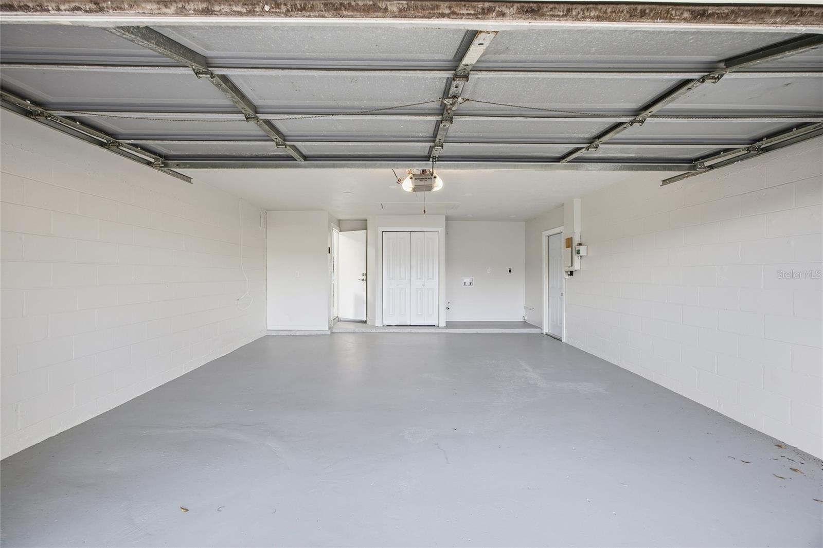 Image 31 of 32 For 7809 Dover Court N