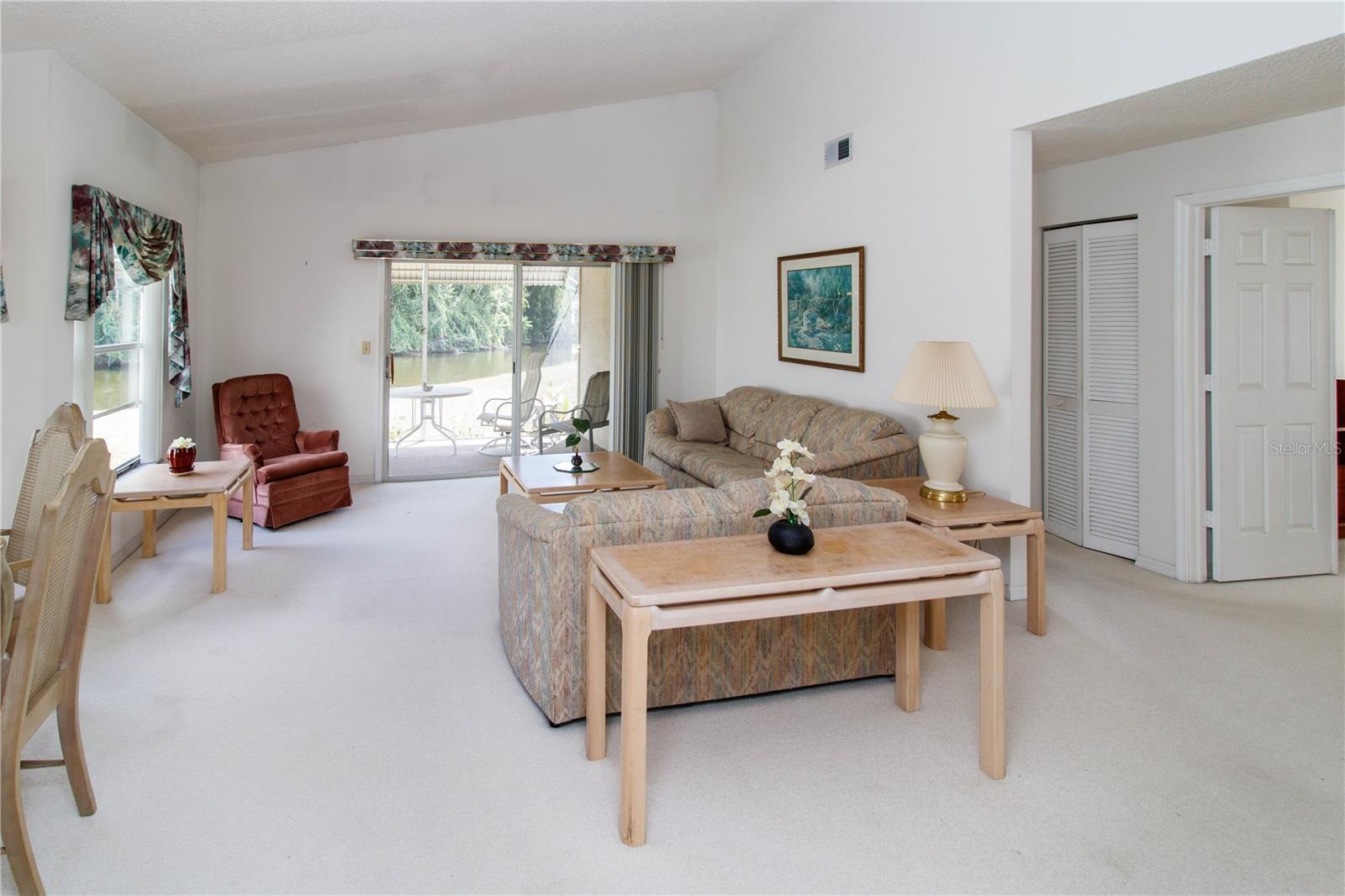Image 4 of 44 For 4222 Northampton Drive