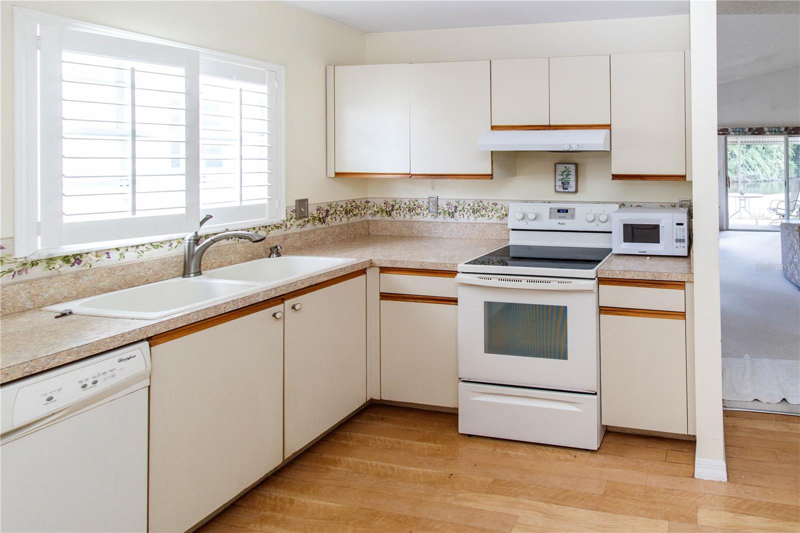 Image 9 of 44 For 4222 Northampton Drive