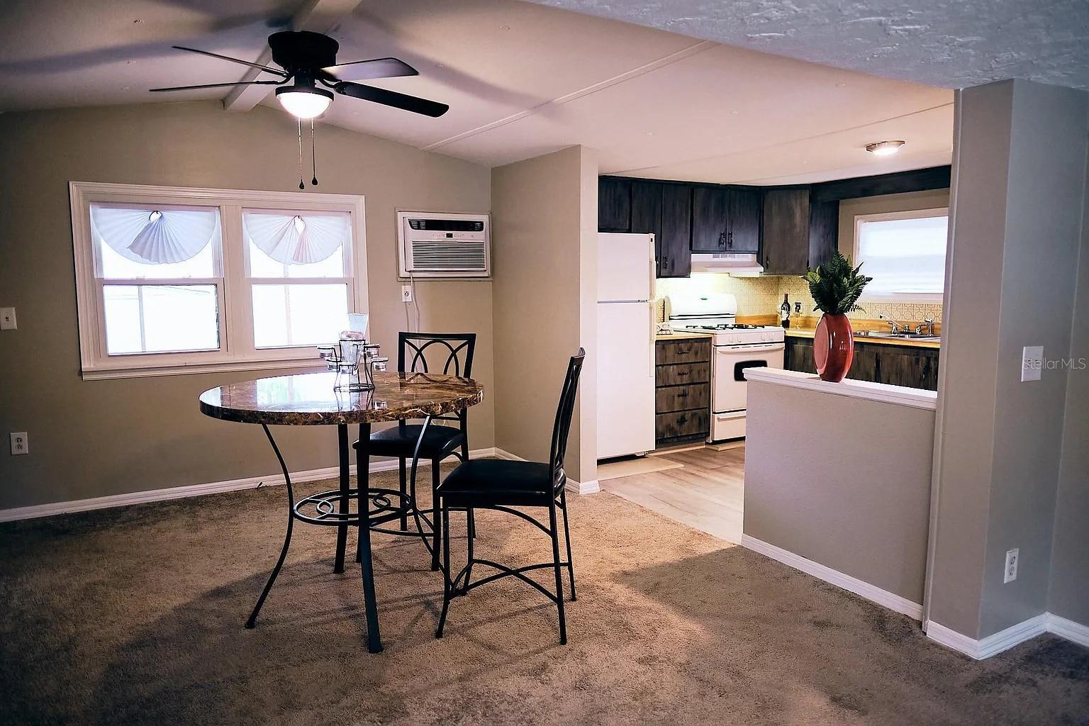 Image 4 of 22 For 814 Elkan Drive
