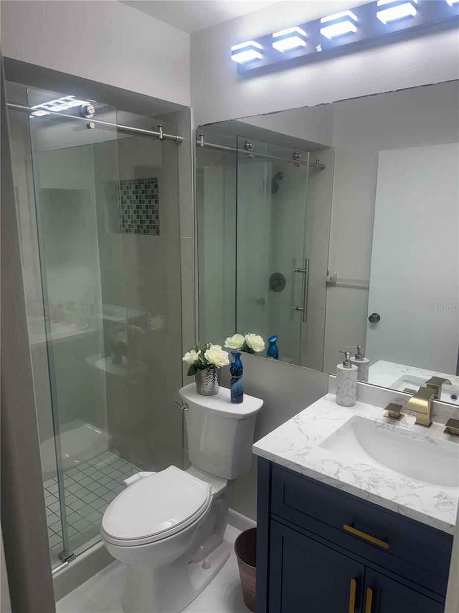 Image 16 of 21 For 11316 Grandville Drive