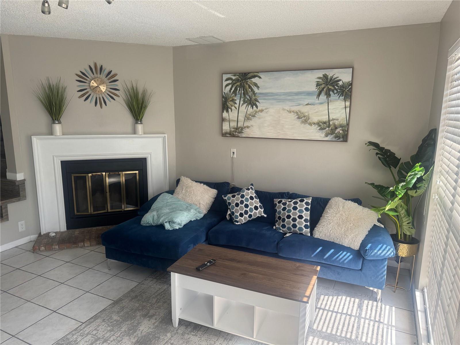 Image 5 of 21 For 11316 Grandville Drive