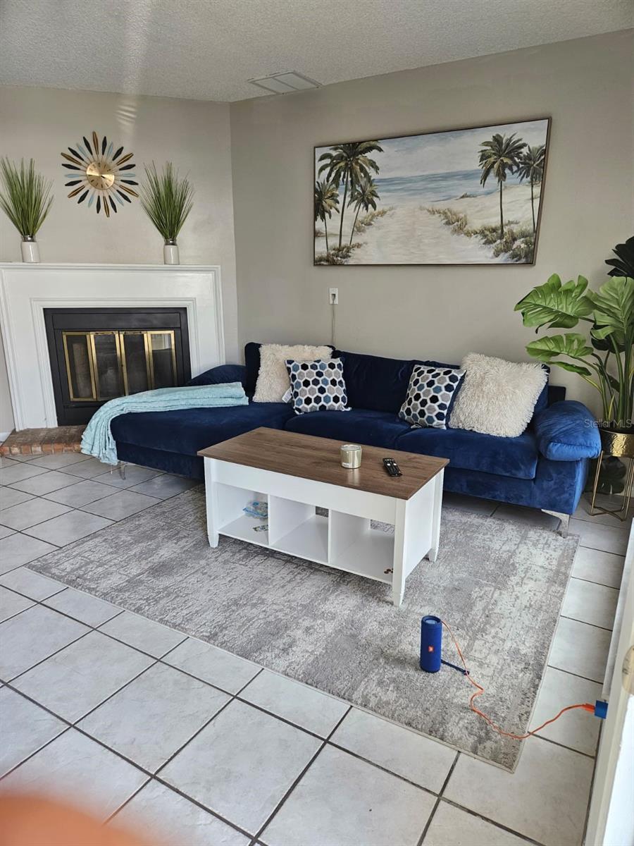 Image 6 of 21 For 11316 Grandville Drive