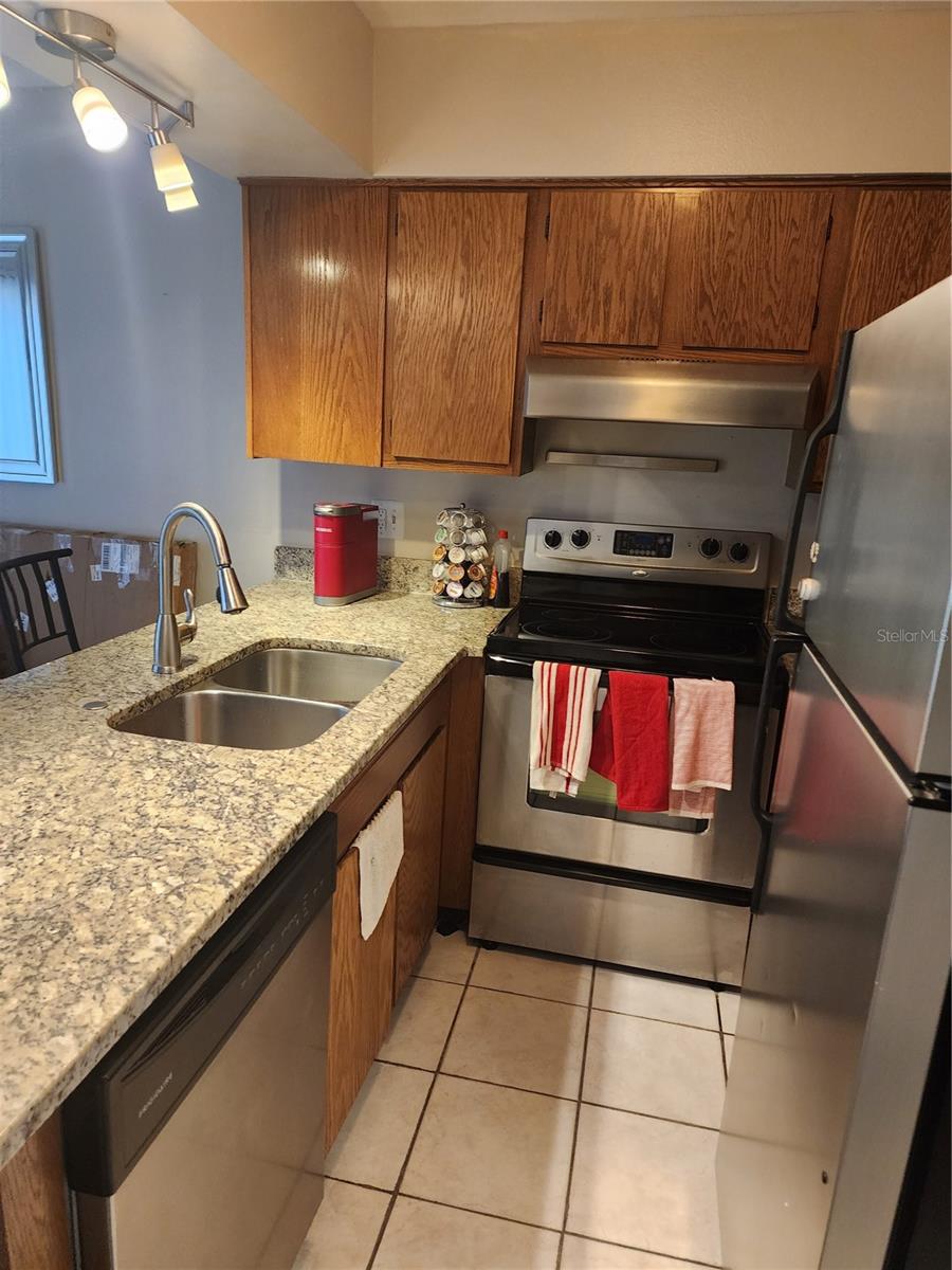 Image 9 of 21 For 11316 Grandville Drive