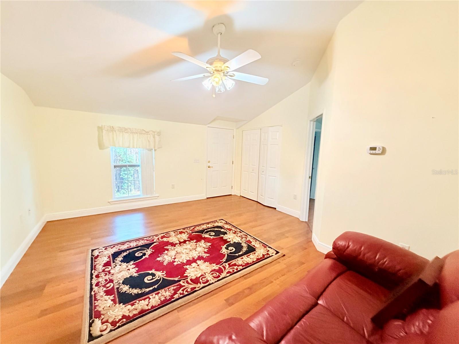 Image 31 of 37 For 1020 2nd Avenue Nw