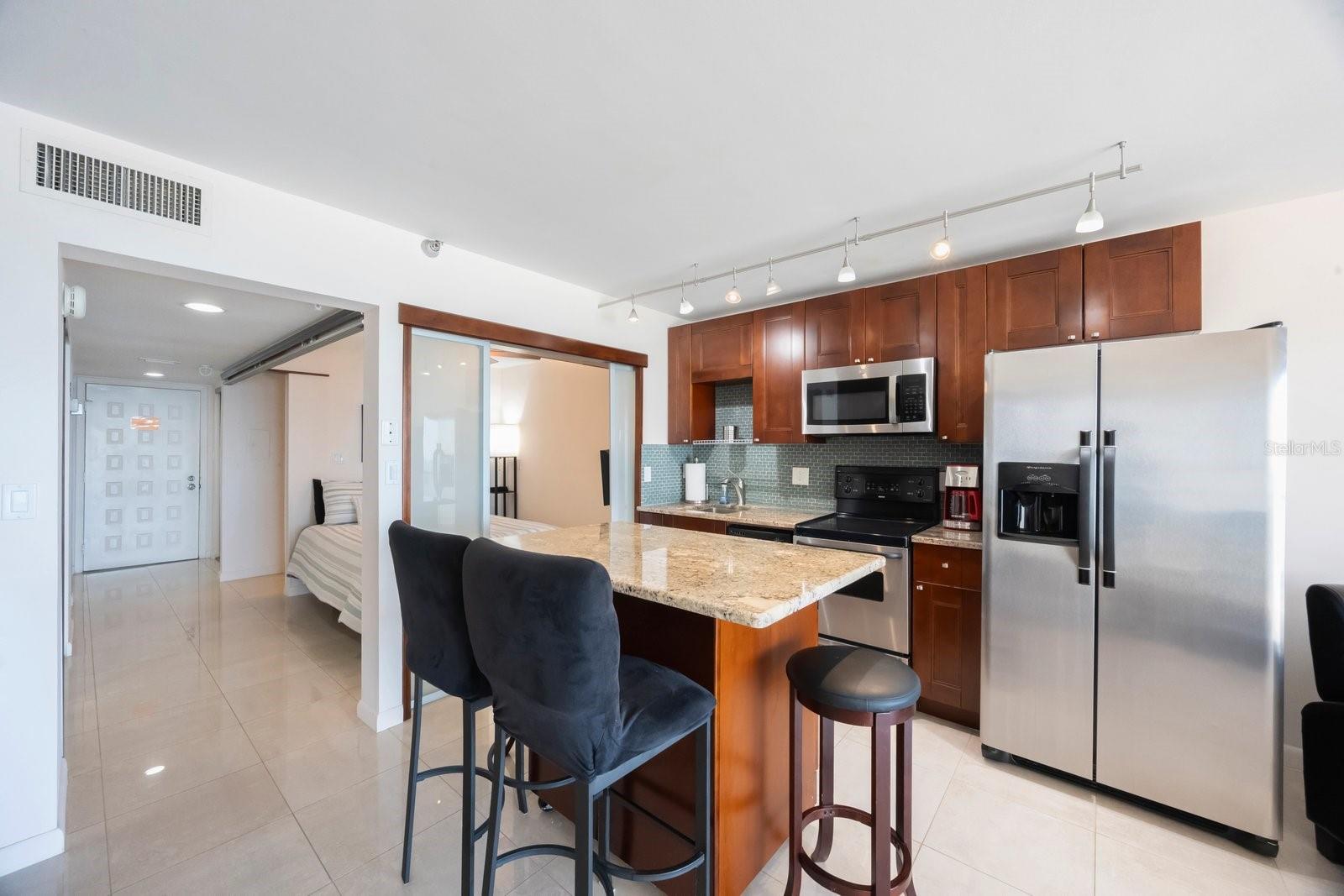 Image 11 of 49 For 14950 Gulf Boulevard 605