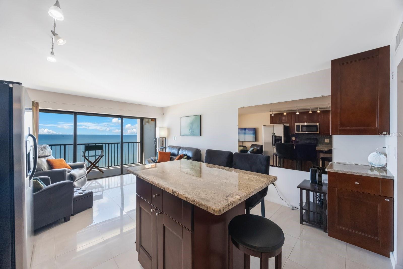 Image 14 of 49 For 14950 Gulf Boulevard 605