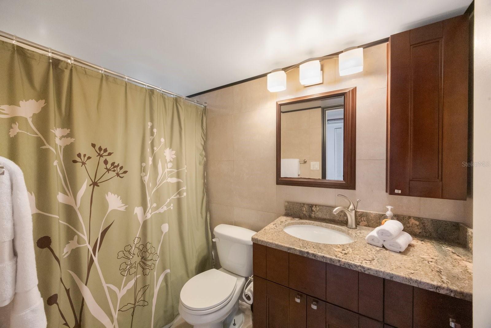 Image 21 of 49 For 14950 Gulf Boulevard 605